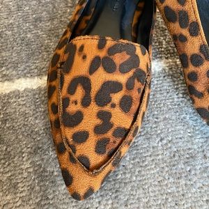 Lulu's Shoes - Brand NEW Faux Suede Leopard Flats